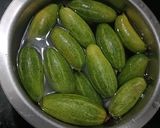 A picture of step 1 of Parwal ka sabji.
