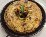 Foto del paso 5 de la receta: Tortilla de camagrocs y ajos tiernos