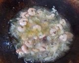 Foto langkah ke 2 dari resep Capcay udang sosis.