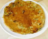 ஊத்தப்பம் ஒரு ஆரோக்கியமான முழு உணவு ரெசிபி ஸ்டேப் 5 புகைப்படம்
