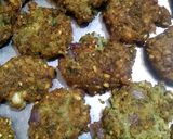 A picture of step 6 of Moong Dal Vada.