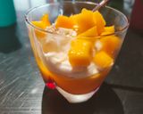 Une image de l'étape 6 de Verrine de mangue et chantilly au mascarpone.