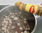 Hình bước làm 3 của món Sò huyết xào xì dầu