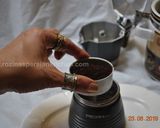 عکس مرحله 5 از دستور طرز تهیه قهوه با قهوه جوش گازی