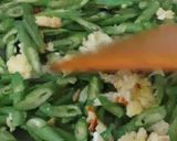 Gambar langkah 4 resipi Sayur kacang tumis telur.