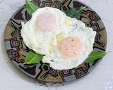 A picture of step 4 of 🍳 fried eggs.