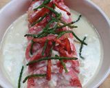 Foto del passaggio 9 della ricetta Gnocchi alla Romana alla barbabietola con crema di pecorino, speck croccante e salicornia