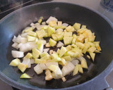 Foto del paso 1 de la receta: Pasta con verduras de temporada