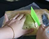Foto langkah ke 8 dari resep Stik bawang renyah gurih tanpa telur.
