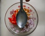 A picture of step 4 of Guava raisin salsa.