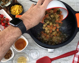 Foto del paso 1 de la receta: Ensalada de pasta con salsa de mostaza y miel casera