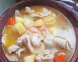 รูปขั้นตอนการทำที่ 3 ของ แกงกะหรี่หมูแบบญี่ปุ่น