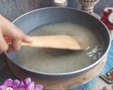 A picture of step 1 of Butterfly pea flower bread cham cham.