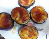A picture of step 4 of Eggplant pizza.