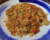 Foto langkah ke 4 dari resep Magelangan Warmindo (Nasi Goreng Mawut / Mie Nastel) #StepByStep.