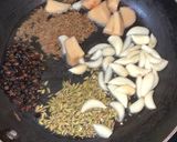 நாட்டுக்கோழி மிளகு குழம்பு(Naatukozhi milagu kulambu recipe in tamil) ரெசிபி ஸ்டேப் 1 புகைப்படம்