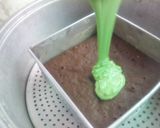 Foto langkah ke 7 dari resep Brownies Coklat Pandan.