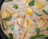 A picture of step 5 of Nawabi Paneer Korma in white Gravy.