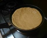 Foto langkah ke 3 dari resep Pizza Simple tanpa oven.