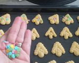 Foto del passaggio 8 della ricetta Biscotti di frolla montata