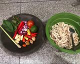 Foto langkah ke 1 dari resep Nasi Balap Khas Lombok (ayam suwir).
