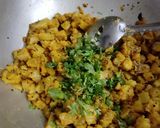 A picture of step 7 of Raw banana dry curry (suki bhaji).