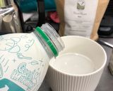 Foto del passaggio 1 della ricetta Pink Moon Milk (latte lunare rosa)