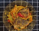 Foto langkah ke 4 dari resep Pesmol Ikan Ekor Kuning.