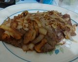 A picture of step 7 of Garlic Onion Steak.