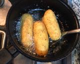 صورة لخطوة 3 من وصفة أصابع البطاطس بالموتزاريلا 🥔
