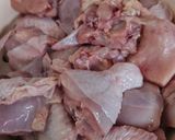 Foto langkah ke 1 dari resep Ayam Goreng Kremes.