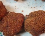 A picture of step 3 of Deviled Tuna Pucks.