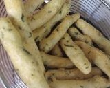 Foto langkah ke 3 dari resep Stik Kentang Keju.
