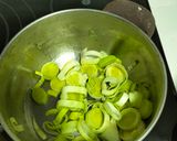 Foto del paso 2 de la receta: Crema de calabacín y puerro
