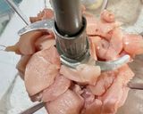 Foto langkah ke 1 dari resep Chicken Cordon Bleu Bites.