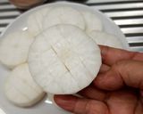 รูปขั้นตอนการทำที่ 1 ของ Grilled Daikon Ponzu sauce (หัวไชเท้ากริลเนยใส่พอนซุ)