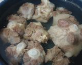 Foto langkah ke 1 dari resep Sop buntut sapi.