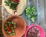 Foto langkah ke 1 dari resep Tumis cumi asin pete lombok ijo.