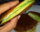 Foto langkah ke 5 dari resep Dorayaki with madu.