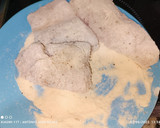 Foto del paso 3 de la receta: Cazuelita de merluza y langostinos