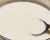 A picture of step 4 of Fruit custard.