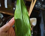 Gambar langkah 2 resipi Ikan patin tempoyak daun pijat.
