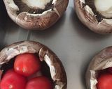 A picture of step 1 of Mushroom,Tomato & Cheese Melts.