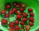 Foto langkah ke 1 dari resep Dragon Fruit Smoothie.