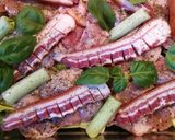 Szalonnás zelleres csirkecomb recept fázis 2 fotója
