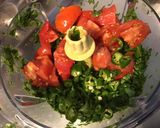 Une image de l'étape 6 de Sauce / farce oseille,tomate, ail et piment vert.