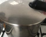 Foto del paso 6 de la receta Guisadito de potón con caldo de rape