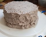 A picture of step 15 of Oreo and Chocolate Cake.