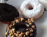 Foto langkah ke 9 dari resep Donat enak.