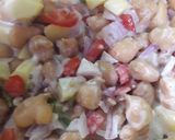 A picture of step 2 of Dahi Pholki.